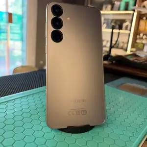 Samsung Galaxy S25+, Душанбе