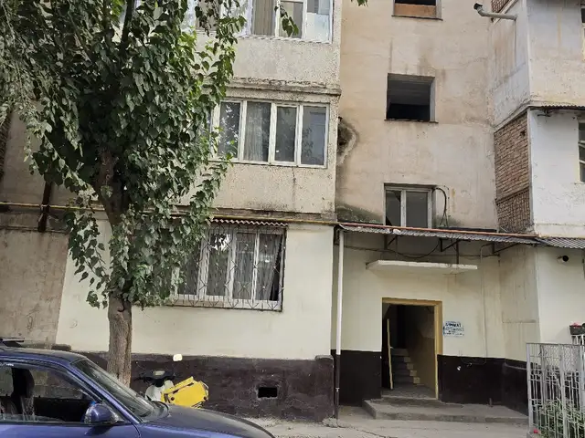 2-комн. квартира, 2 этаж, 60 м², 4 мик, Турсунзаде