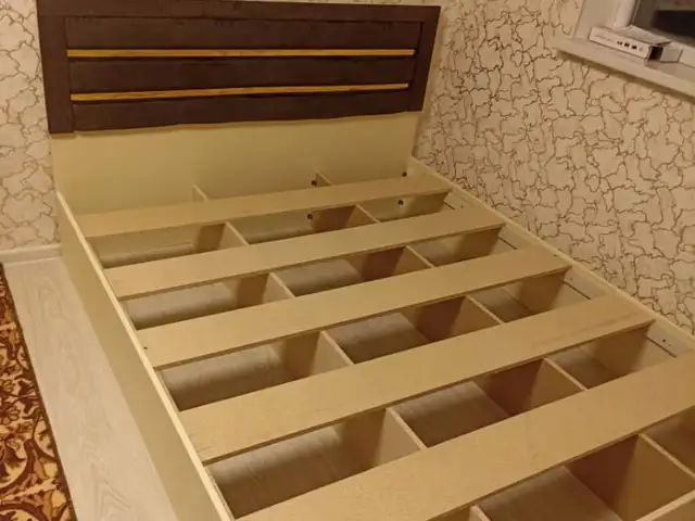 Двухспальная кровать с матрасом, Душанбе