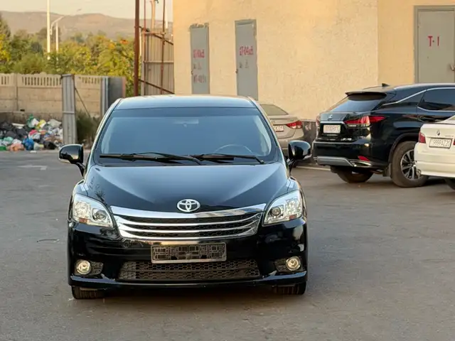 Toyota Mark X ZiO