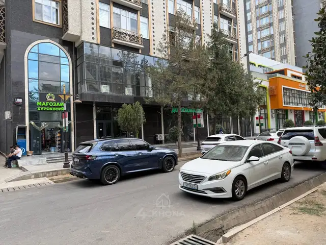 Помещение под свободное назначение, 220м², Напротив парк А.Навои, Душанбе