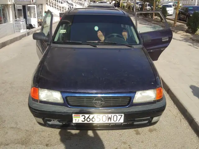 Opel Astra F