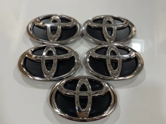 Знак от Toyota Camry 55, Душанбе