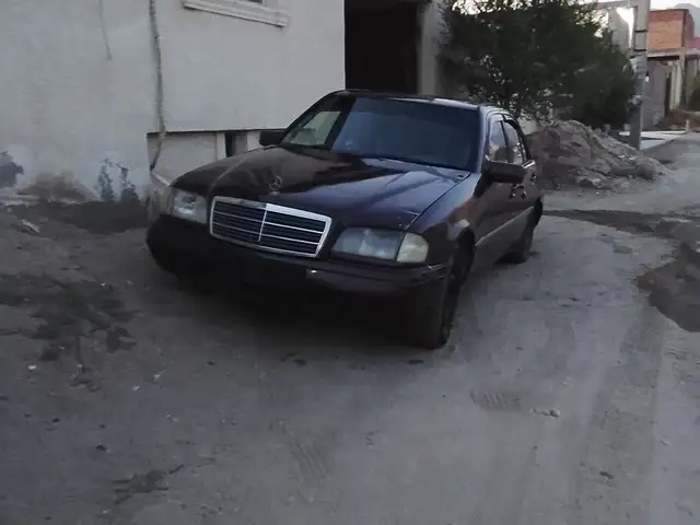 Mercedes-Benz W201