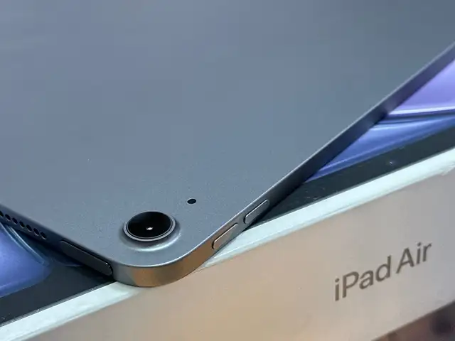 Планшет iPad Air M3 128gb 13 inch, Худжанд