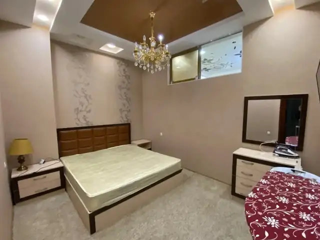 2-комн. квартира, 3 этаж, 68м², 12 мкр, Худжанд