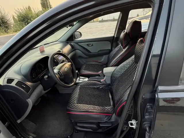 Hyundai Avante, 2010, Душанбе - 4