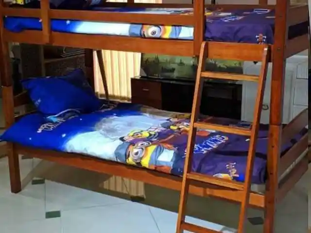 двухъярусная кровать, Душанбе