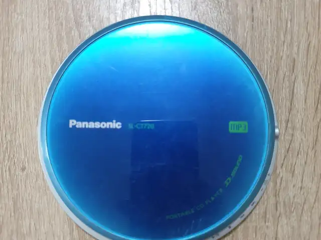 Плеер Panasonic SL-CT720 синего цвета CD/MP3, Бохтар (Курган-Тюбе)