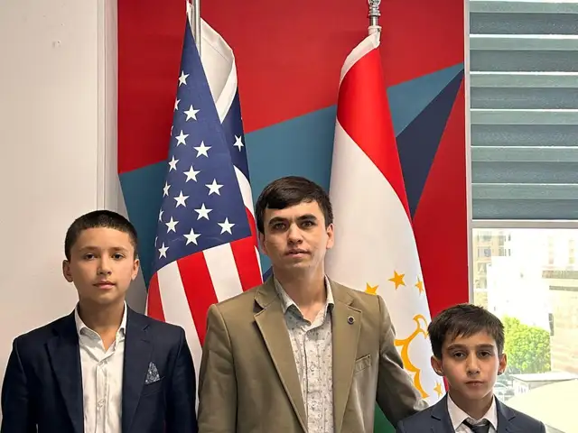 Омузиши забони англиси, Душанбе