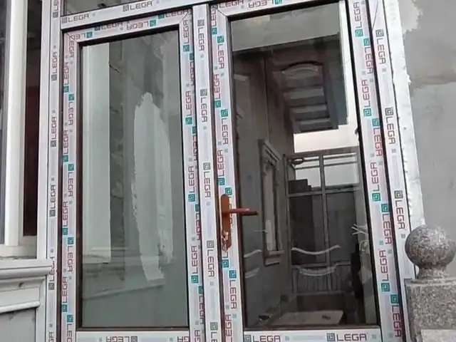 Дверь, Душанбе
