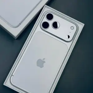Apple iPhone 17 Pro Max, 512 gb, Cosmic Orange дубликат, Худжанд