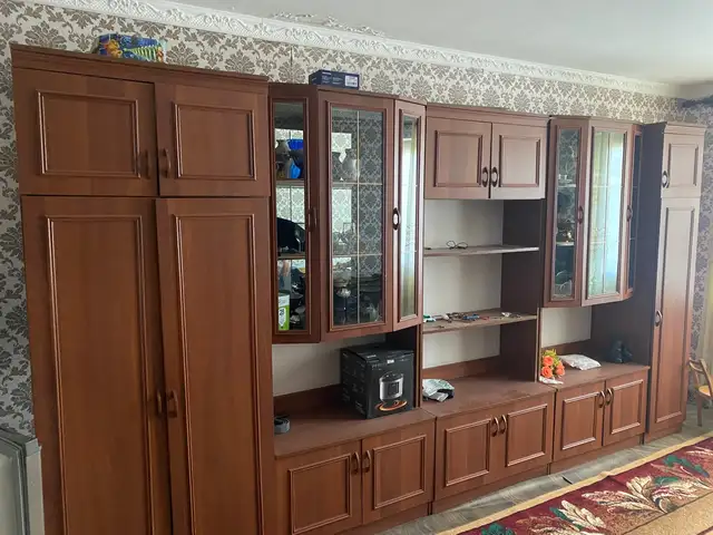 Стенка, Истиклол