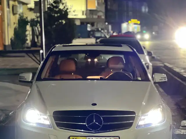 Mercedes-Benz C class