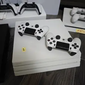 Игровая приставка Sony PlayStation PS4, Душанбе