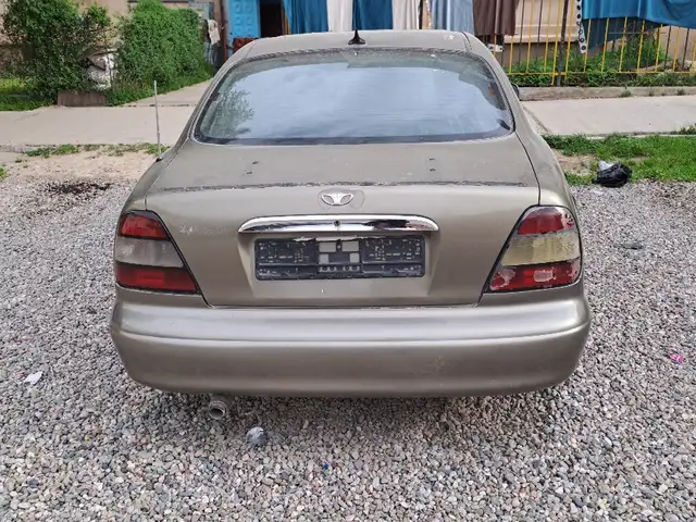 Daewoo Leganza