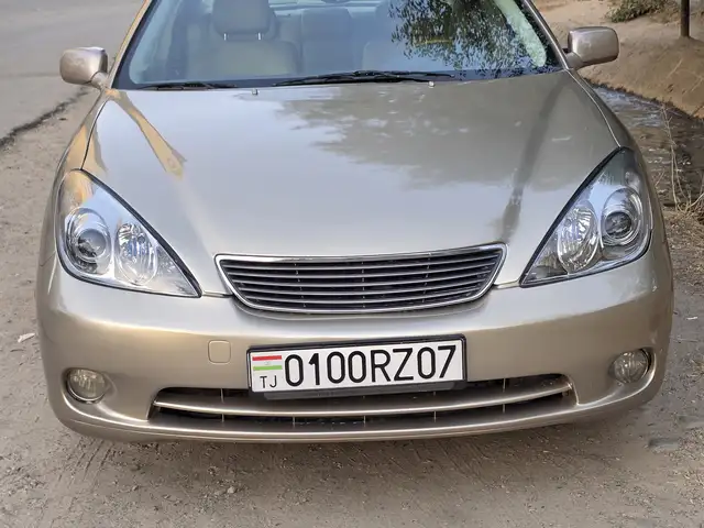 Lexus ES series