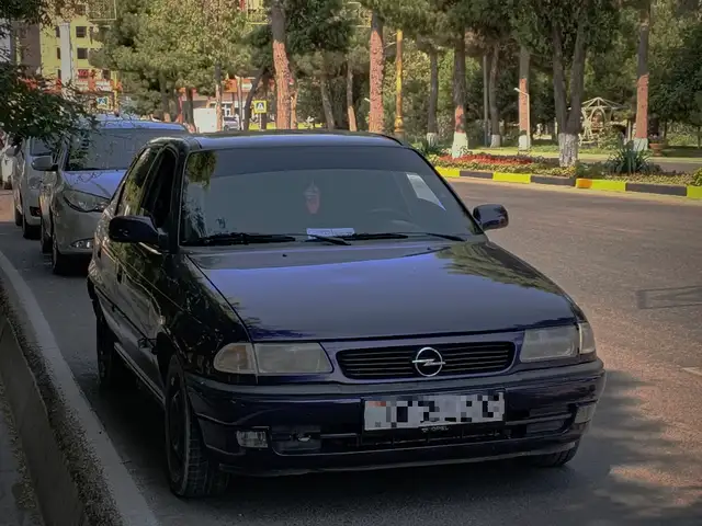 Opel Astra F