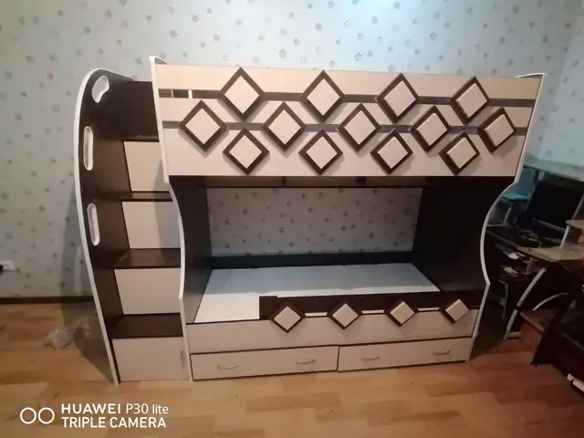 Двухярусная кровать, Душанбе