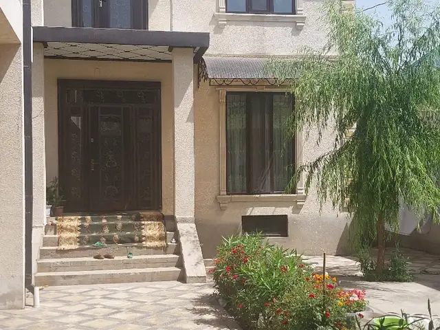 2-этажный, 7 комнатный дом, 360 м², н фирдавси сомон 2 х 492, Душанбе