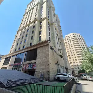 2-комн. квартира, 7 этаж, 97 м², Шохмансур Голубой Экран Пайкар, Душанбе