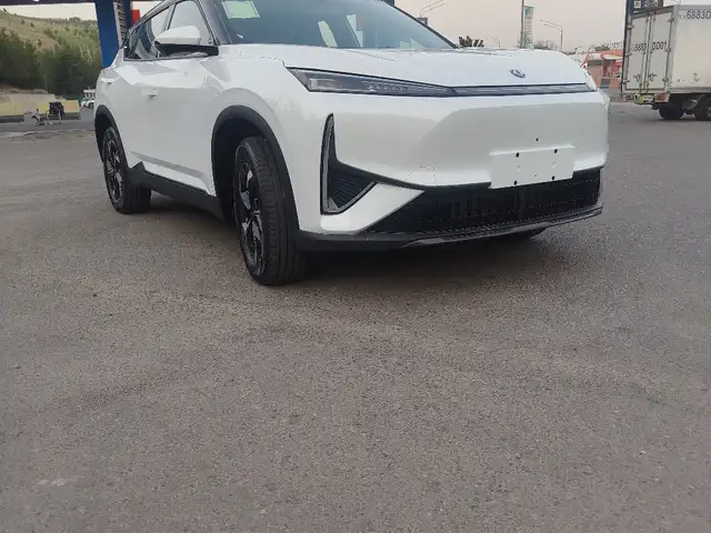 Dongfeng L7