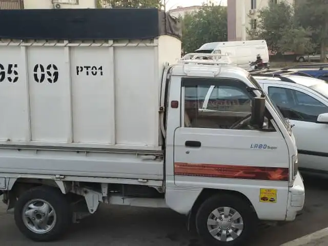 Ботовой Грузовик Daewoo Labo, 2006, Душанбе