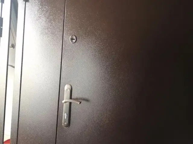 Дверь, Душанбе