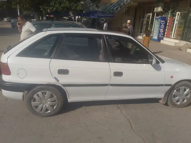 Opel Astra F