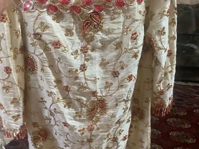 Платье национальное, Душанбе