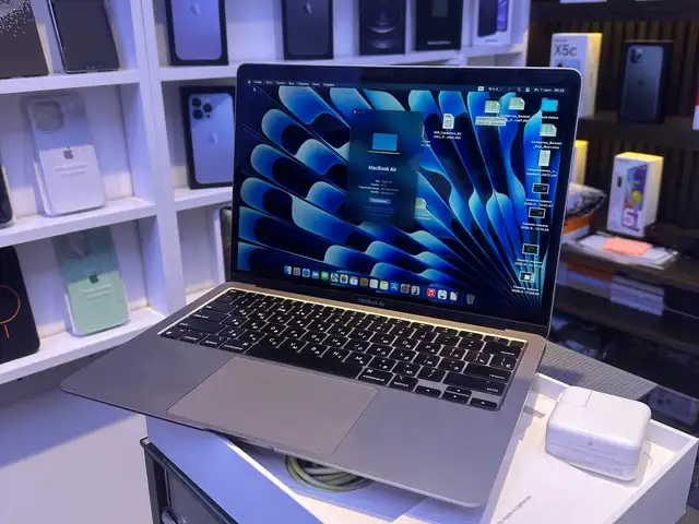 Ноутбук MacBook Air m1, Хуҷанд