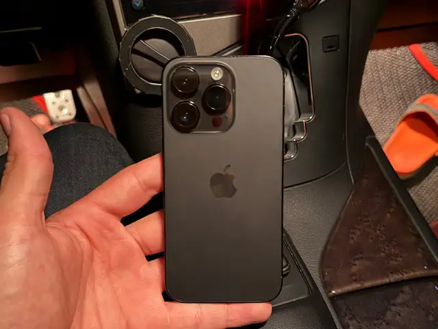 Apple iPhone 14 Pro, 128 gb, Space Black, Душанбе