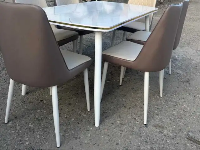 Стол и стулья, Душанбе