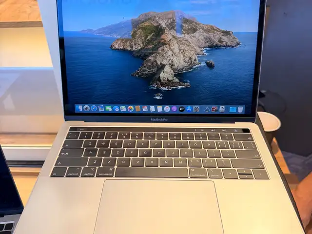 Ноутбук MacBook Pro i5/8/256, Душанбе