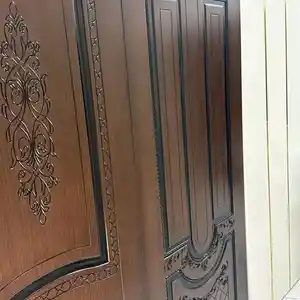 Дверь из шпона, Душанбе