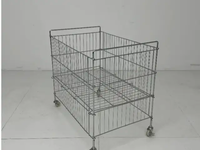 Стеллаж для распродажа, Душанбе