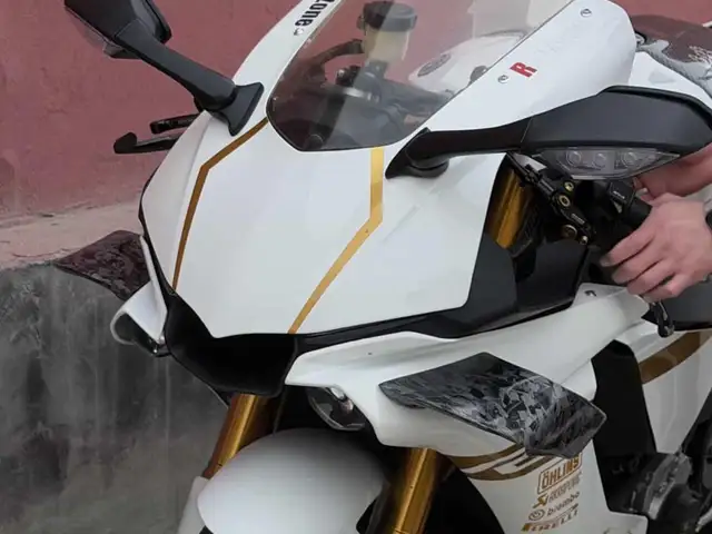 Мотоцикл Yamaha R1 2016, Душанбе