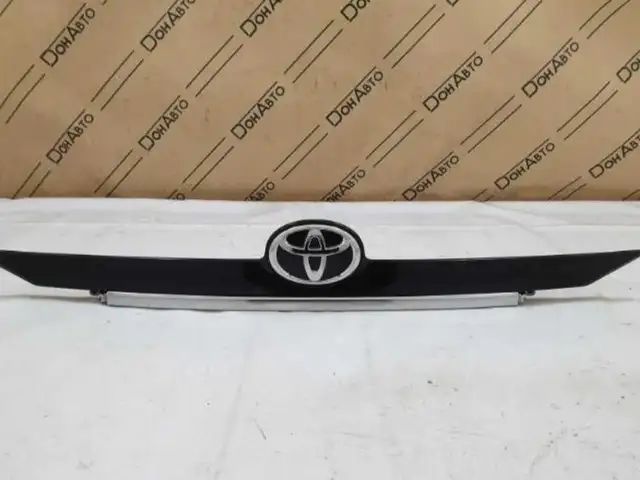 Молдинг багажа от Toyota camry 15-17, Душанбе