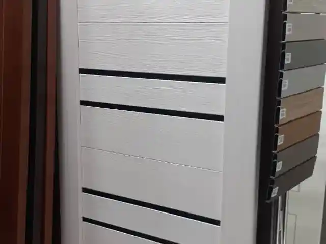Дверь Хай тек, Душанбе