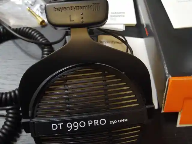 Наушники Beyerdynamic DT 990 Pro, 250 Ohm, Душанбе