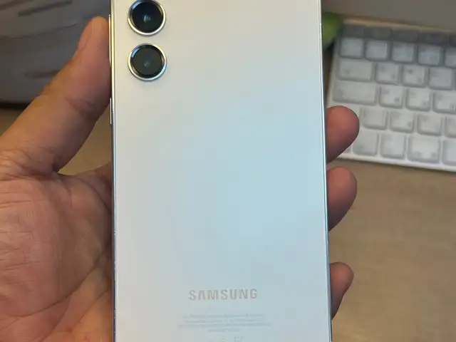 Samsung Galaxy S23 256gb, Худжанд