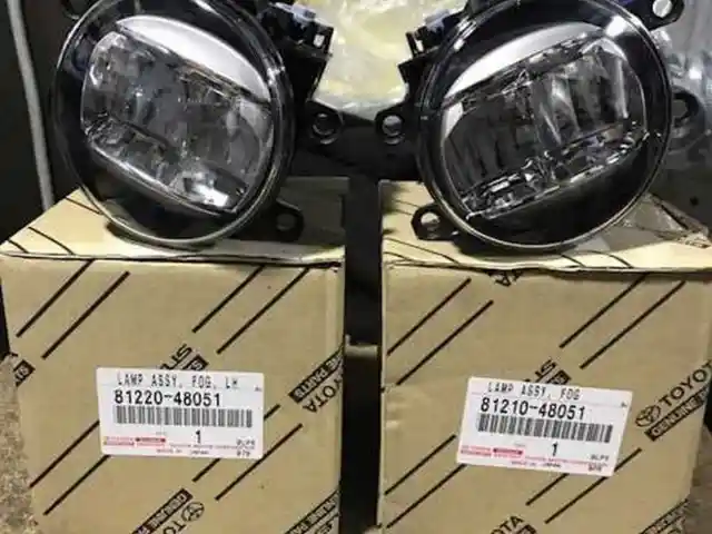 Противотуманные фары LED на Toyota Camry 5, Душанбе