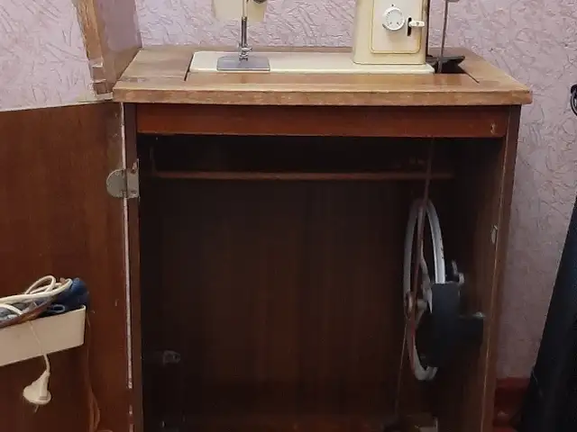 Швейная машина, Бустон (Чкаловск)