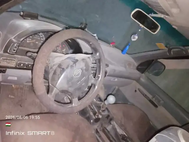Nissan Serena 2000, Конибодом