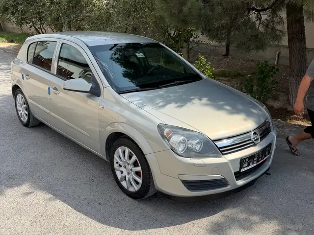 Opel Astra H