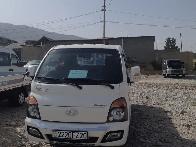 Бортовой автомобиль Hyundai Porter, 2014, Душанбе