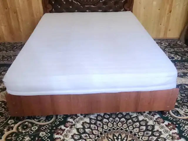 Кровать для спальни с матрасом, Худжанд