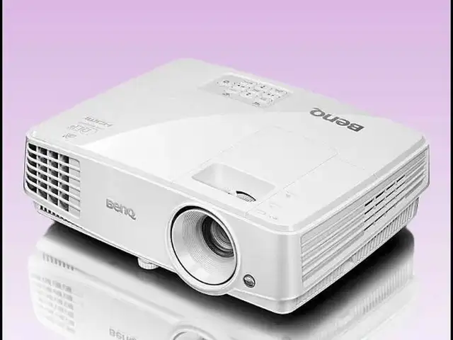 Проектор Benq MH520H, Душанбе
