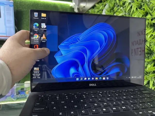 Ноутбук Dell xps core i7, Душанбе