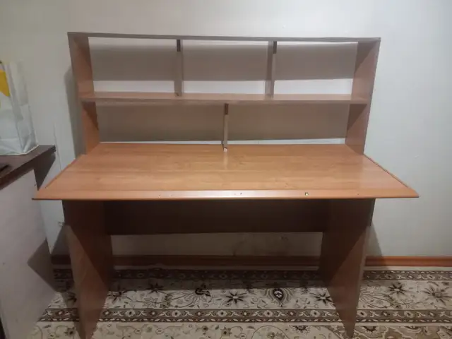 Стол, Душанбе
